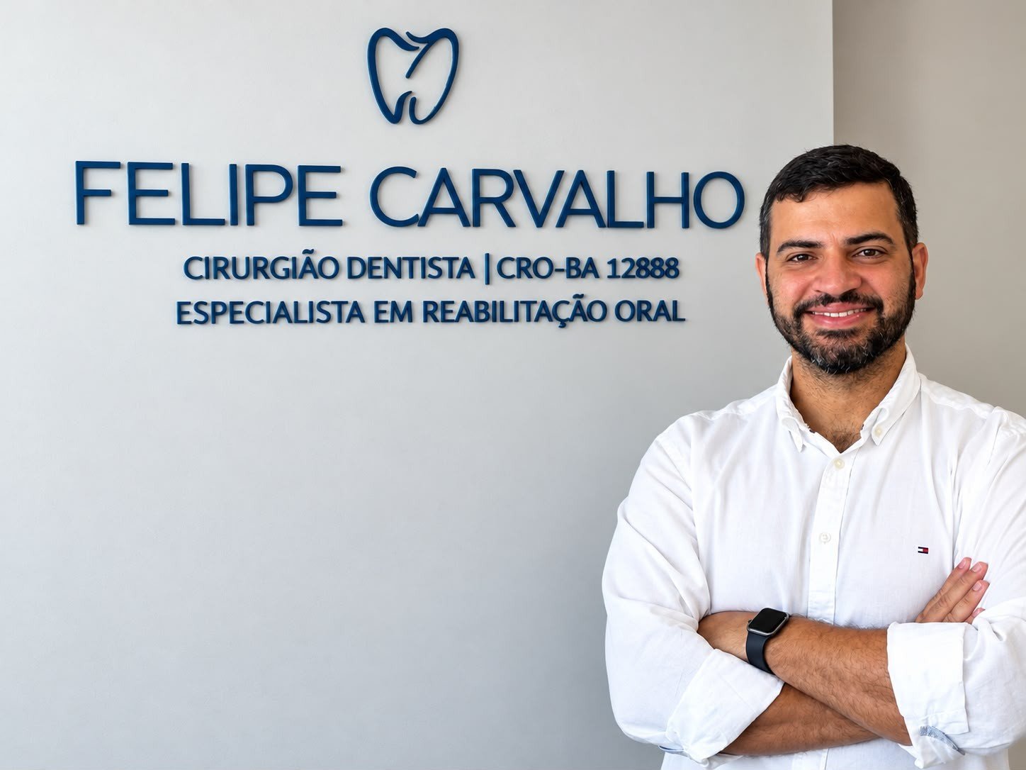 Felipe Carvalho, dentista em Feira de Santana e especialista em Prótese Dentária